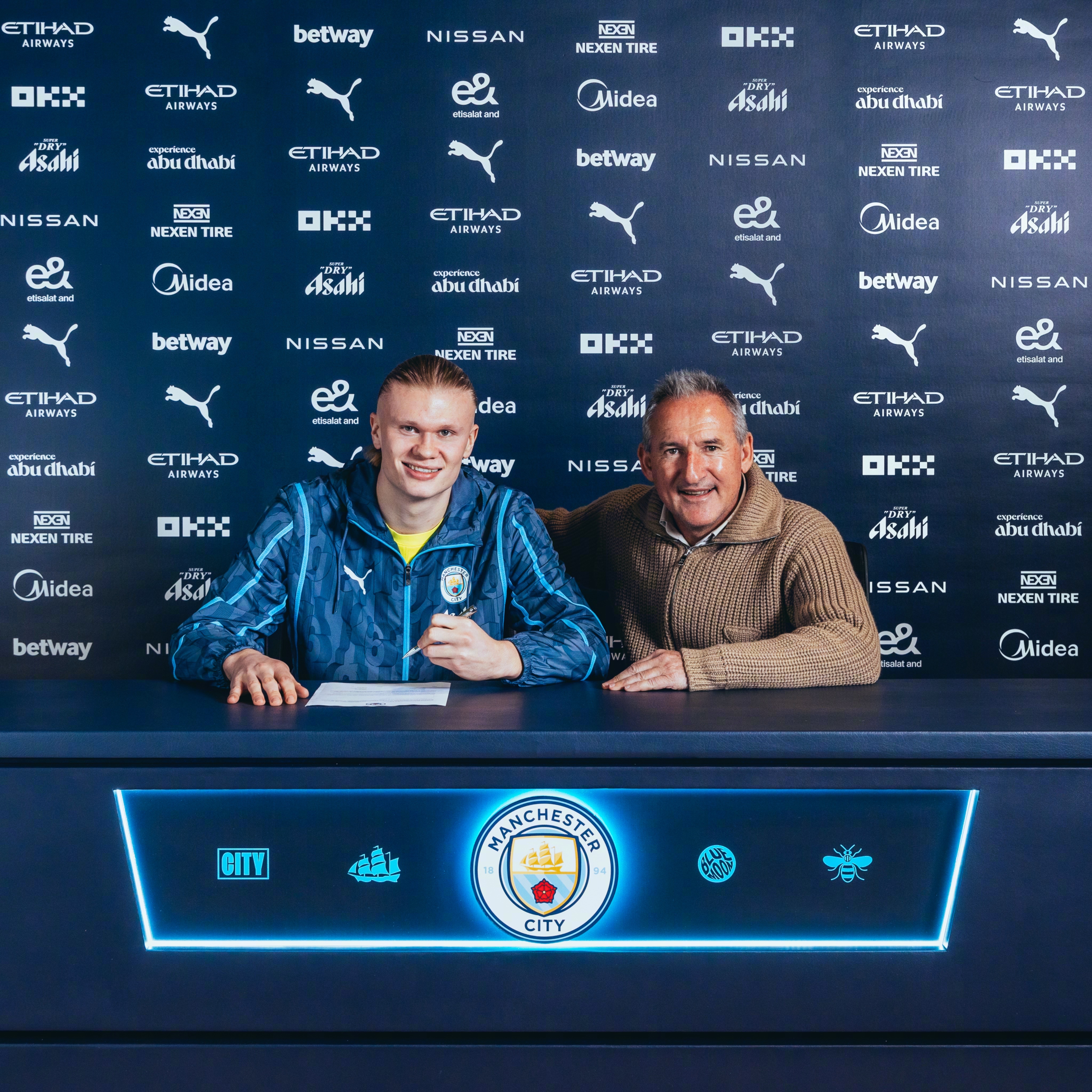 STAR-哈兰德连续十五场比赛得分超过比赛局势复杂，雄鹿不断突破！