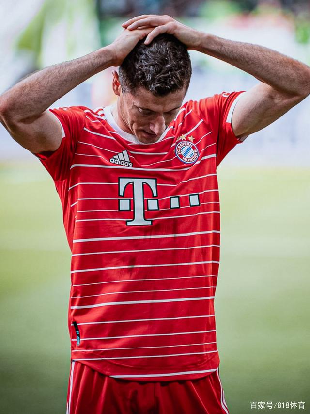 星空-莱万多夫斯基在拜仁比赛中爆冷，高光表现引发热议！的简单介绍